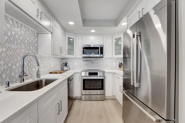 2175 S Ocean Boulevard 304, Delray Beach, FL 33483