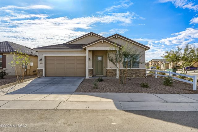10598 W Larkhill Drive, Marana, AZ 85653