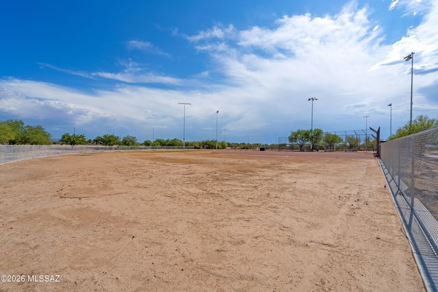 10598 W Larkhill Drive, Marana, AZ 85653