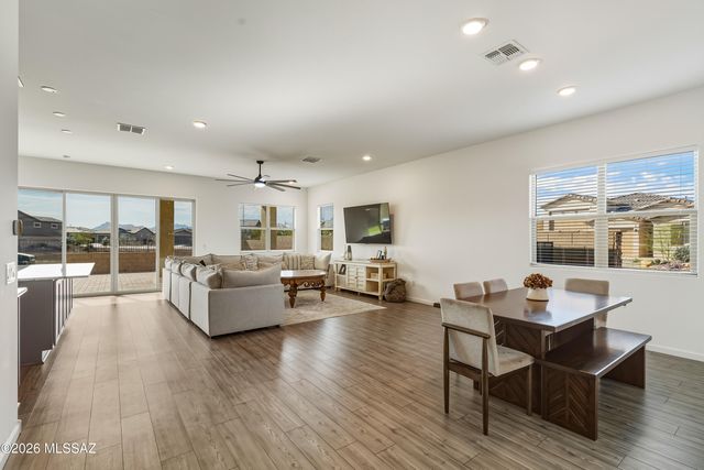 10598 W Larkhill Drive, Marana, AZ 85653