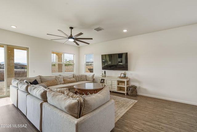 10598 W Larkhill Drive, Marana, AZ 85653