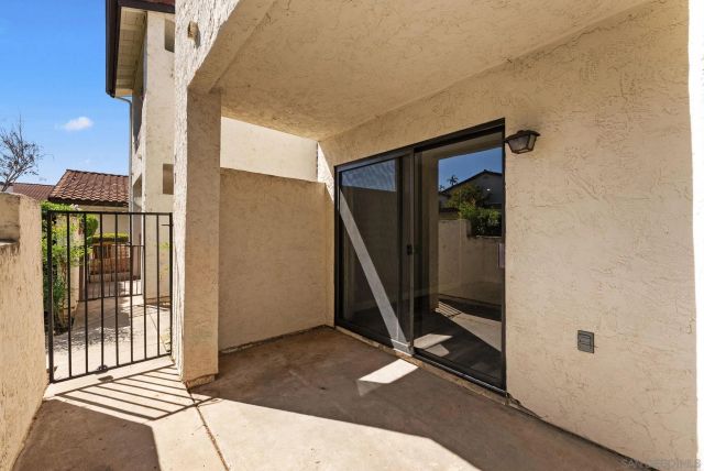 2425 Cranston Dr 31, Escondido, CA 92025