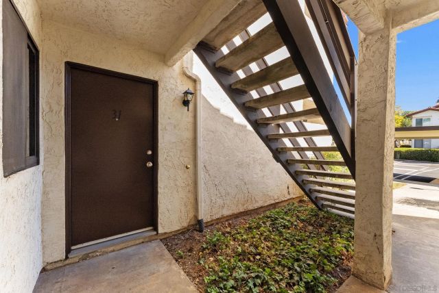 2425 Cranston Dr 31, Escondido, CA 92025