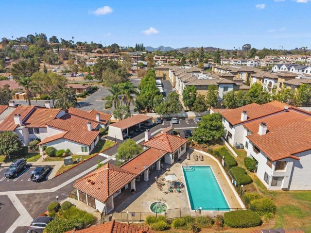 2425 Cranston Dr 31, Escondido, CA 92025
