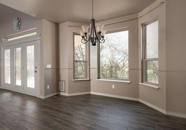 11817 Cherry Point Lane, Yukon, OK 73099