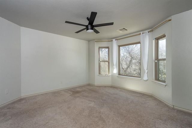 11817 Cherry Point Lane, Yukon, OK 73099