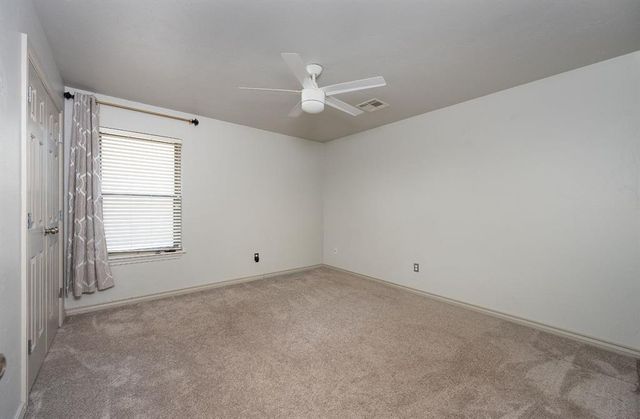 11817 Cherry Point Lane, Yukon, OK 73099