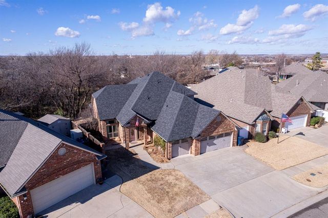 11817 Cherry Point Lane, Yukon, OK 73099