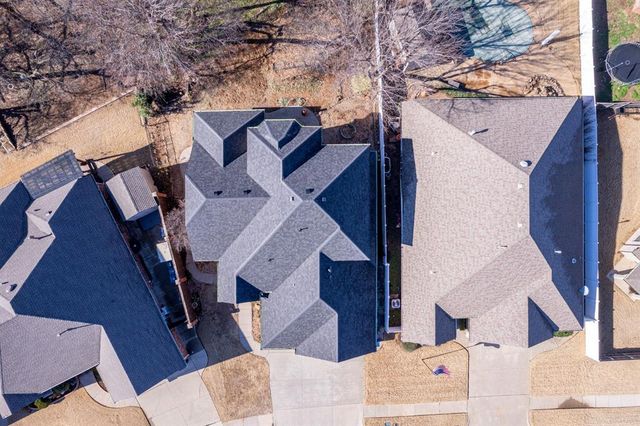 11817 Cherry Point Lane, Yukon, OK 73099