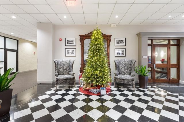 160 Commonwealth Ave 410, Boston, MA 02116