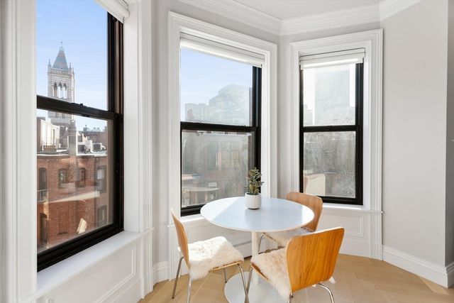 160 Commonwealth Ave 410, Boston, MA 02116