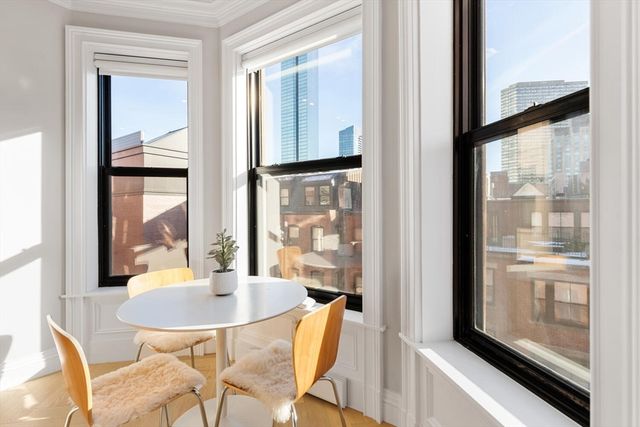 160 Commonwealth Ave 410, Boston, MA 02116