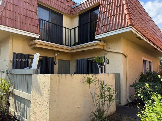 4206 NW 114th Ter 06, Coral Springs, FL 33065