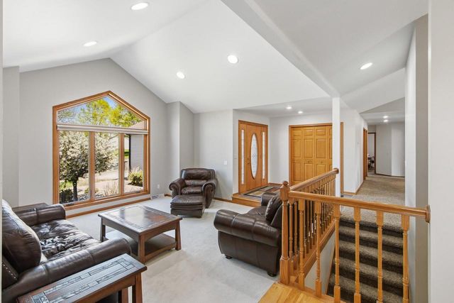 116 Sandy Court, Mount Horeb, WI 53572