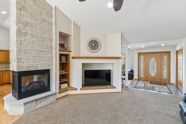 116 Sandy Court, Mount Horeb, WI 53572
