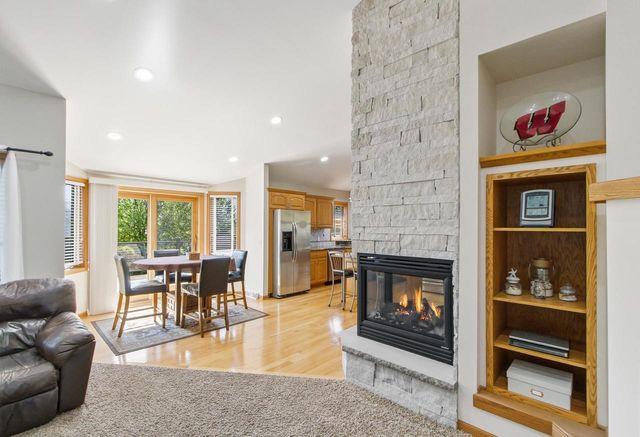116 Sandy Court, Mount Horeb, WI 53572