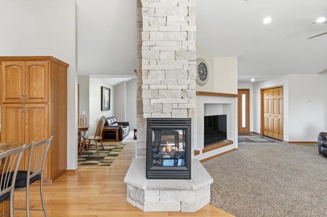 116 Sandy Court, Mount Horeb, WI 53572