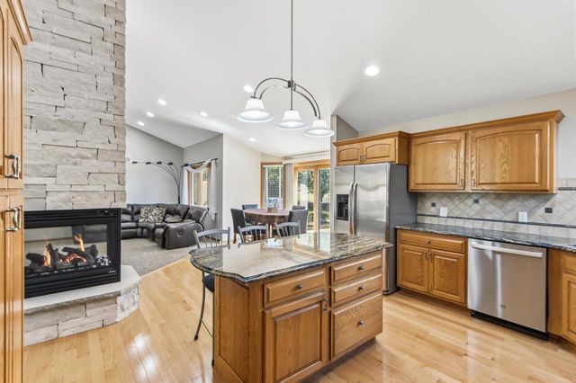 116 Sandy Court, Mount Horeb, WI 53572