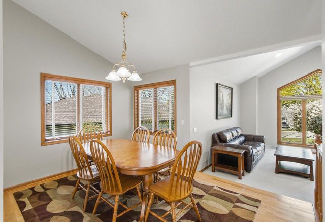 116 Sandy Court, Mount Horeb, WI 53572