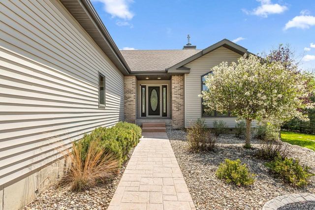 116 Sandy Court, Mount Horeb, WI 53572