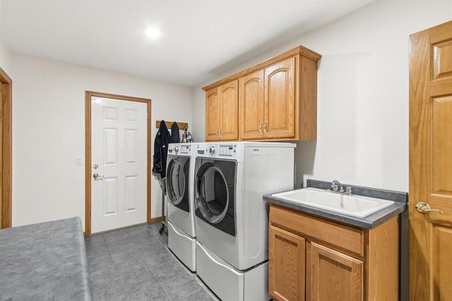 116 Sandy Court, Mount Horeb, WI 53572