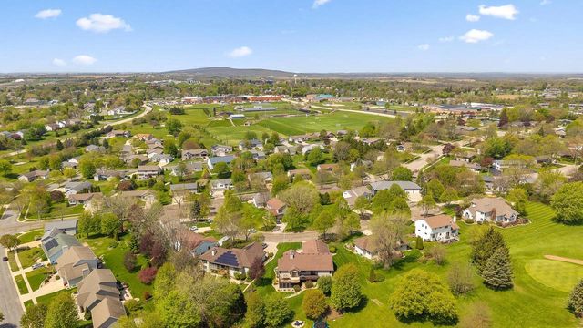 116 Sandy Court, Mount Horeb, WI 53572