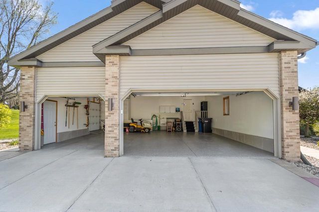 116 Sandy Court, Mount Horeb, WI 53572