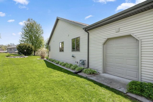 116 Sandy Court, Mount Horeb, WI 53572