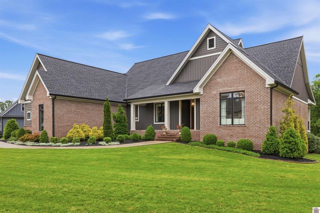 3760 Niblick Ln, Paducah, KY 42001