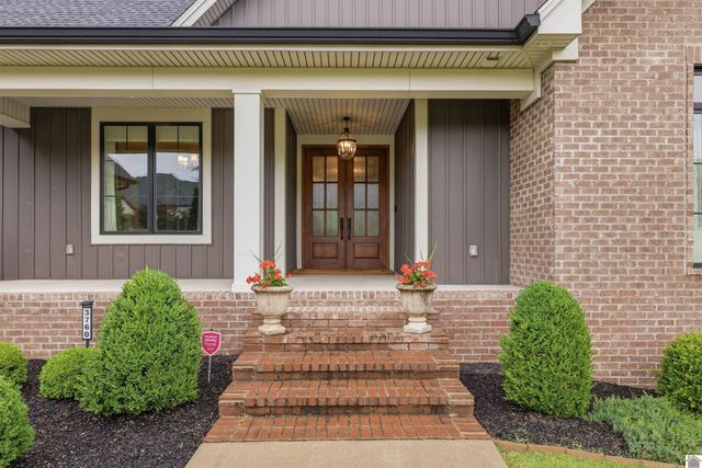 3760 Niblick Ln, Paducah, KY 42001
