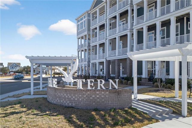 9570 21st Bay ST, Norfolk, VA 23518