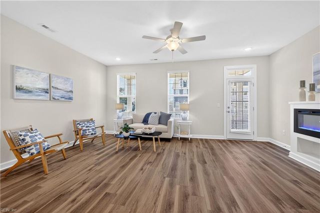 9570 21st Bay ST, Norfolk, VA 23518