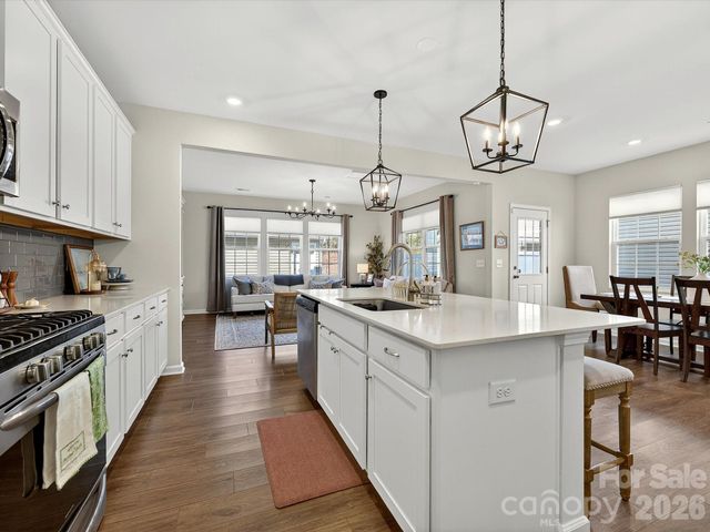 15748 Country House Street, Charlotte, NC 28273