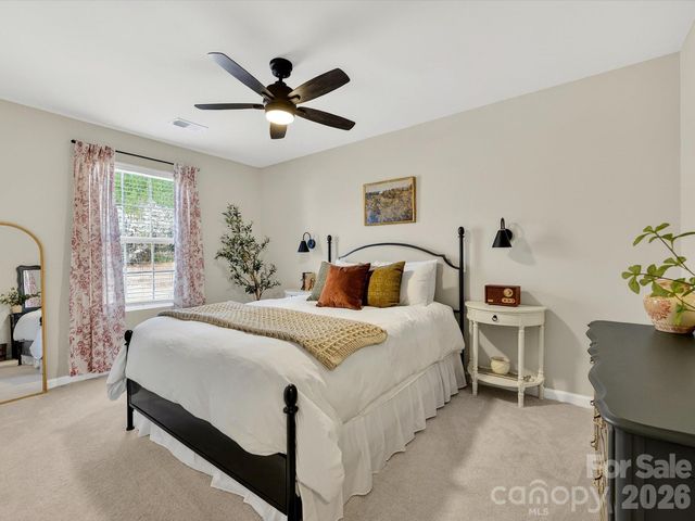 15748 Country House Street, Charlotte, NC 28273