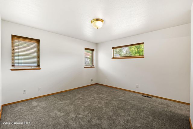 502 S Lincoln Ave, Sandpoint, ID 83864