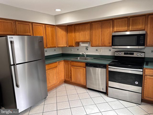 63 CONSTITUTION AVE, Doylestown, PA 18901