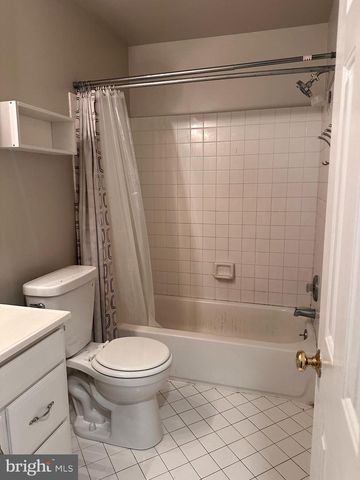 63 CONSTITUTION AVE, Doylestown, PA 18901