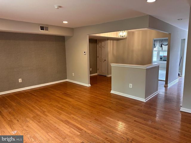 63 CONSTITUTION AVE, Doylestown, PA 18901