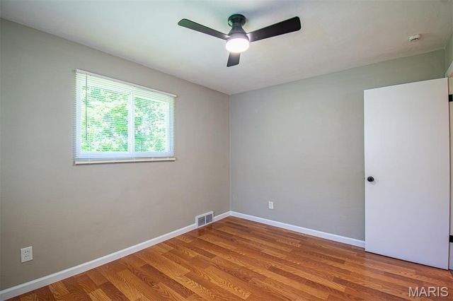 2087 CHAMBERS Road, St Louis, MO 63136