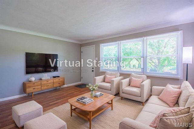 2087 CHAMBERS Road, St Louis, MO 63136