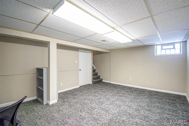 2087 CHAMBERS Road, St Louis, MO 63136