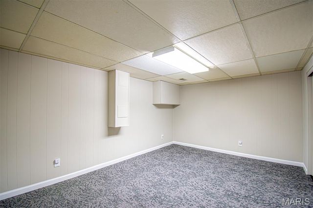 2087 CHAMBERS Road, St Louis, MO 63136