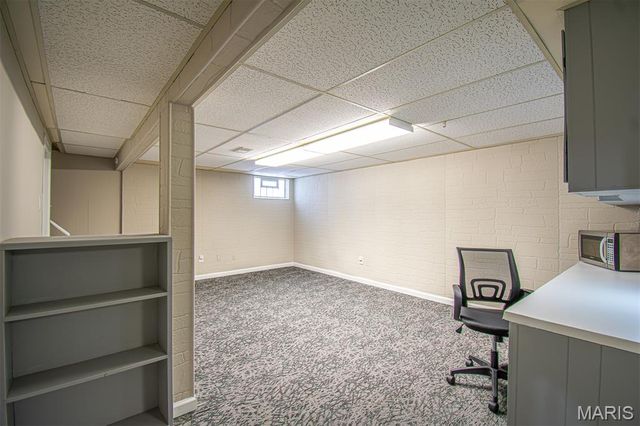2087 CHAMBERS Road, St Louis, MO 63136