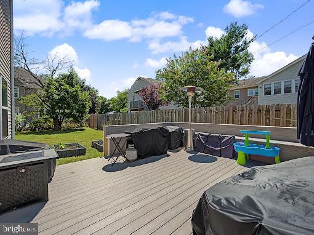 518-522 REPAUNO AVE, Gibbstown, NJ 08027