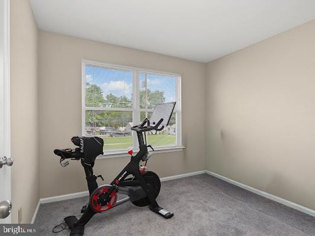518-522 REPAUNO AVE, Gibbstown, NJ 08027