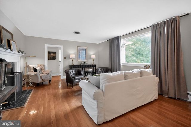 3904 RIDGE RD, Annandale, VA 22003