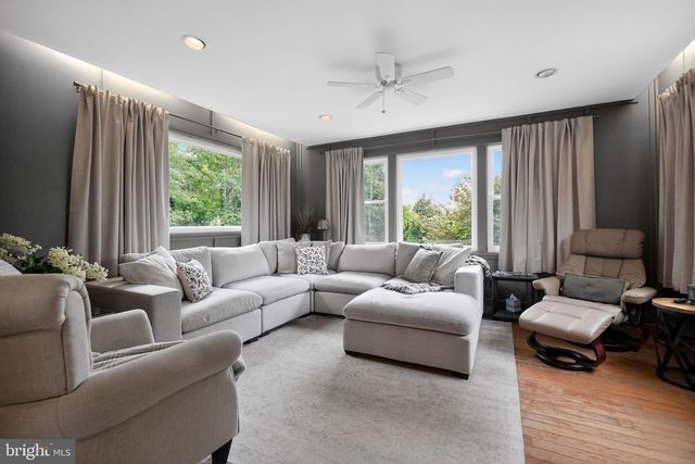 3904 RIDGE RD, Annandale, VA 22003