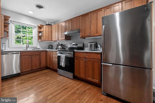 3904 RIDGE RD, Annandale, VA 22003
