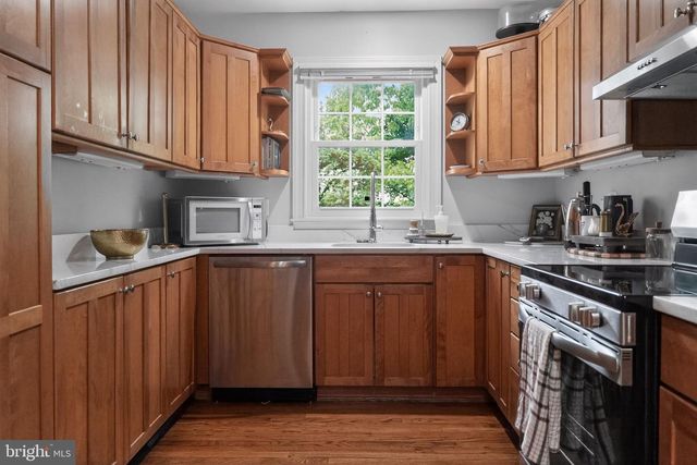 3904 RIDGE RD, Annandale, VA 22003