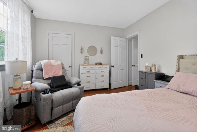 3904 RIDGE RD, Annandale, VA 22003